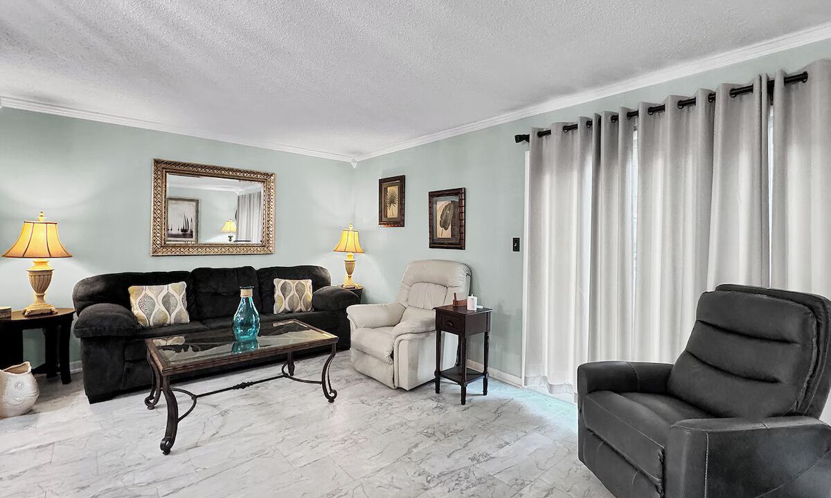 Photo of Livingroom in Destin