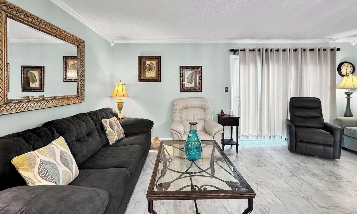 Photo of Livingroom in Destin