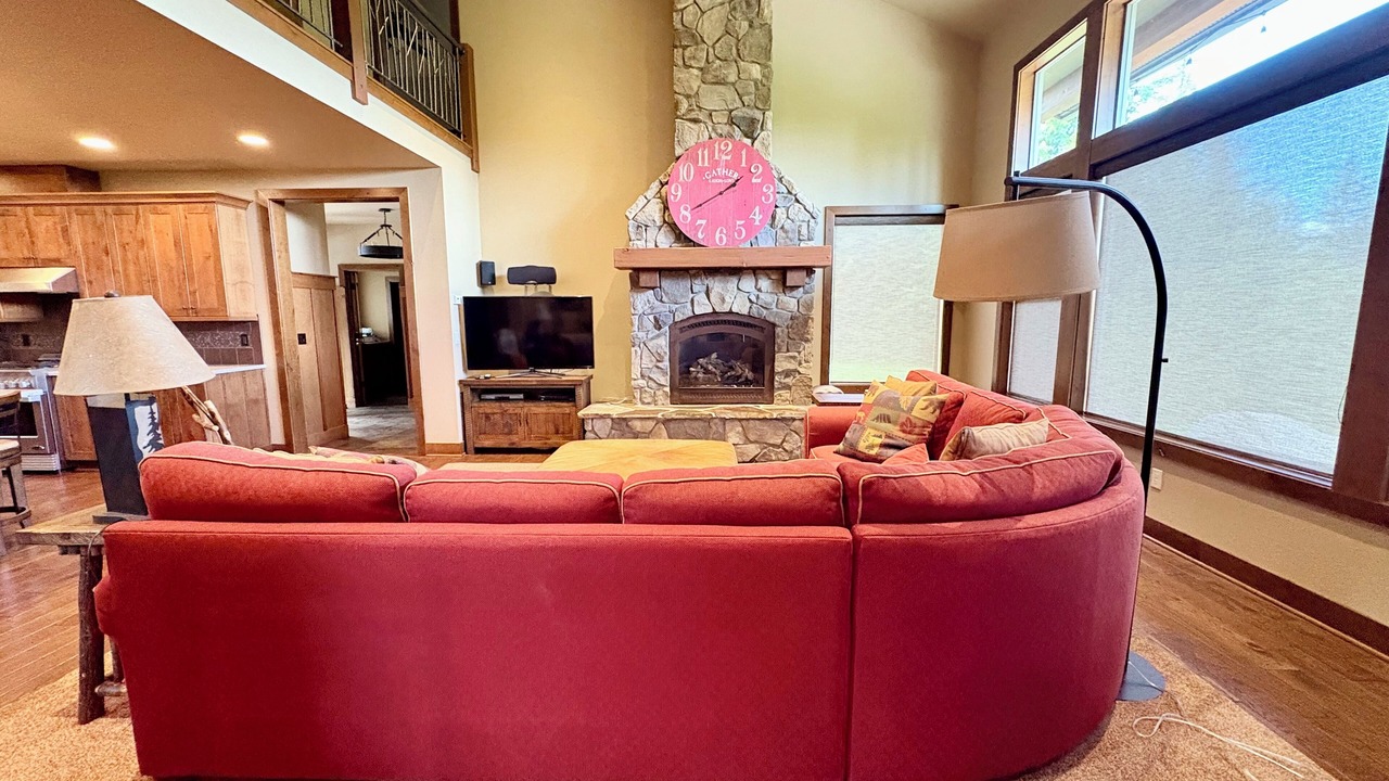 Photo of Livingroom in Cle Elum