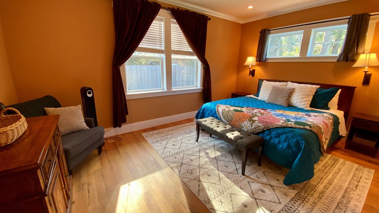 Photo of Bedroom in Eastsound