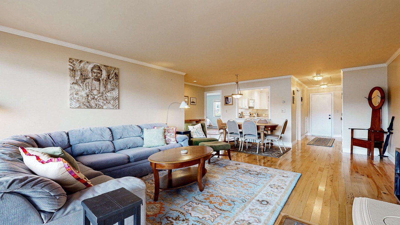 Photo of Livingroom in Port Ludlow